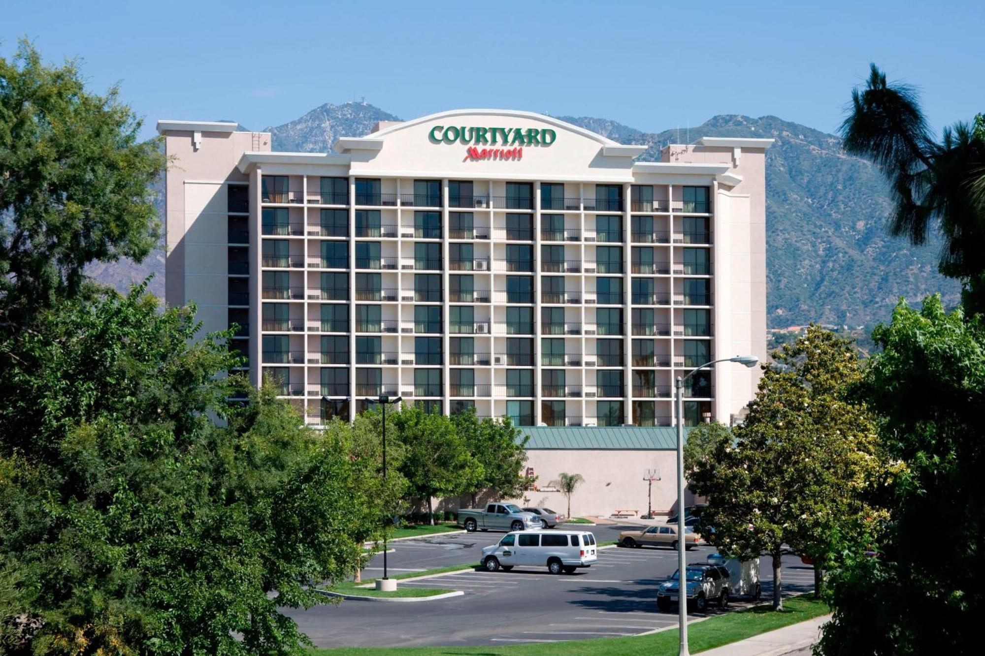 Courtyard By Marriott Los Angeles Pasadena/Monrovia Hotel Exterior photo