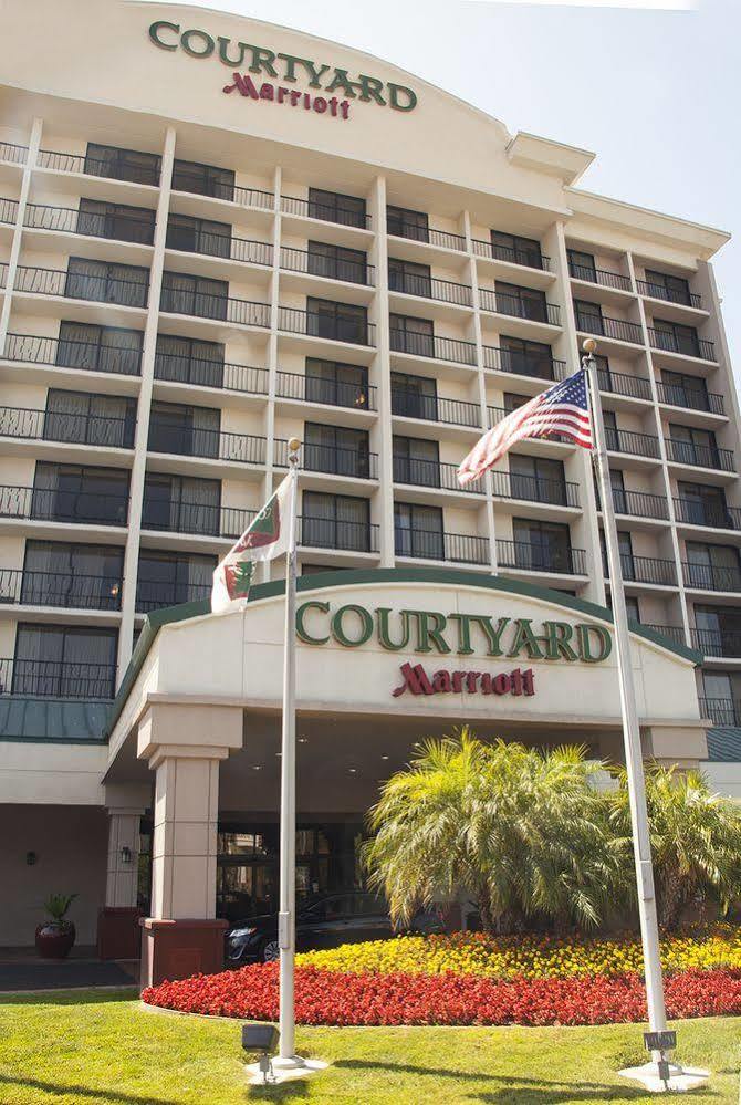 Courtyard By Marriott Los Angeles Pasadena/Monrovia Exterior photo